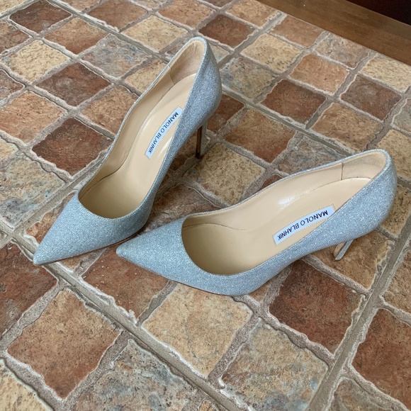Manolo Blahnik BB Silver Sparkle Pointed Pumps - Picture 5 of 13